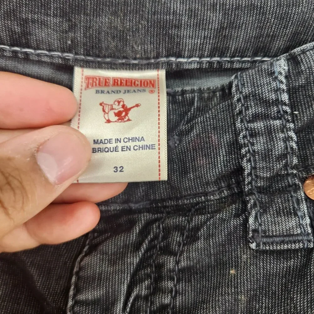 True Religion Size 32X32 Black Dark Wash Ricky Jeans **Read‎ Description **